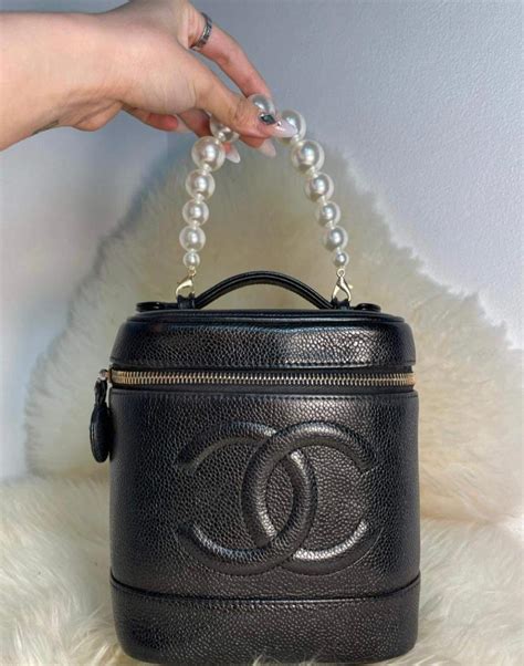 chanel vintage vanity box